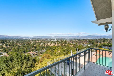 Tiny photo for 3324 Alana Drive, Sherman Oaks, CA 91403 (MLS # 26999241)