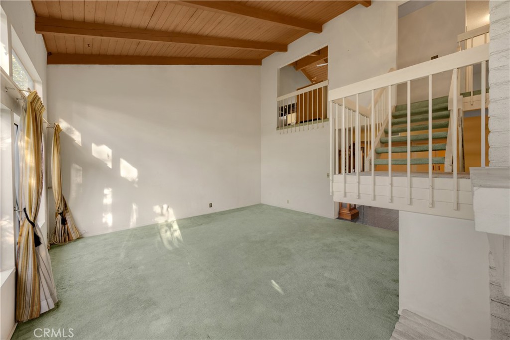 2622 N Tustin Avenue (147)