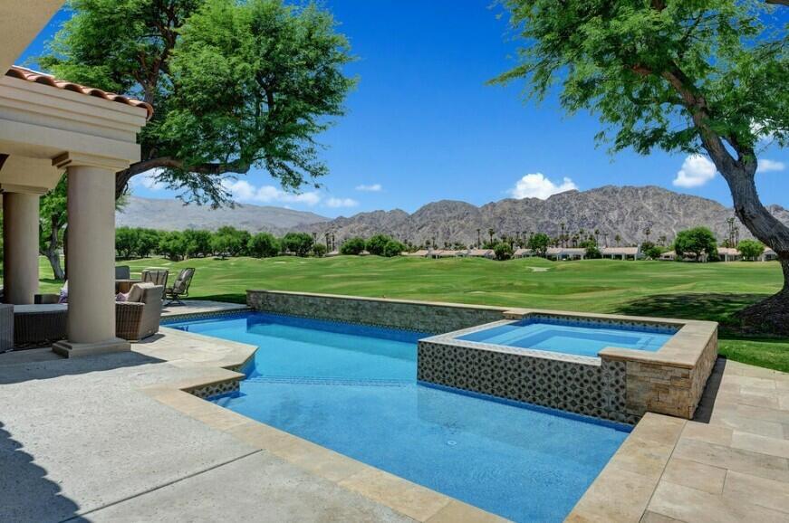 54999 Southern Hills