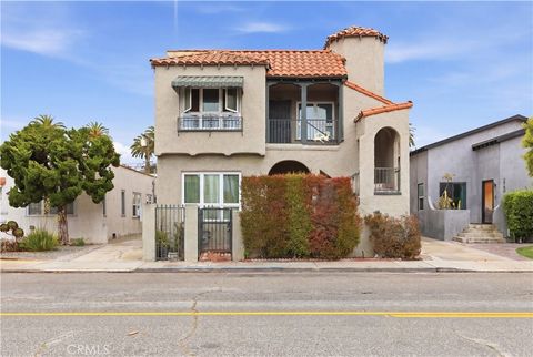 Photo of 2744 S Redondo Boulevard, Los Angeles, CA 90016 (MLS # SB26092550)