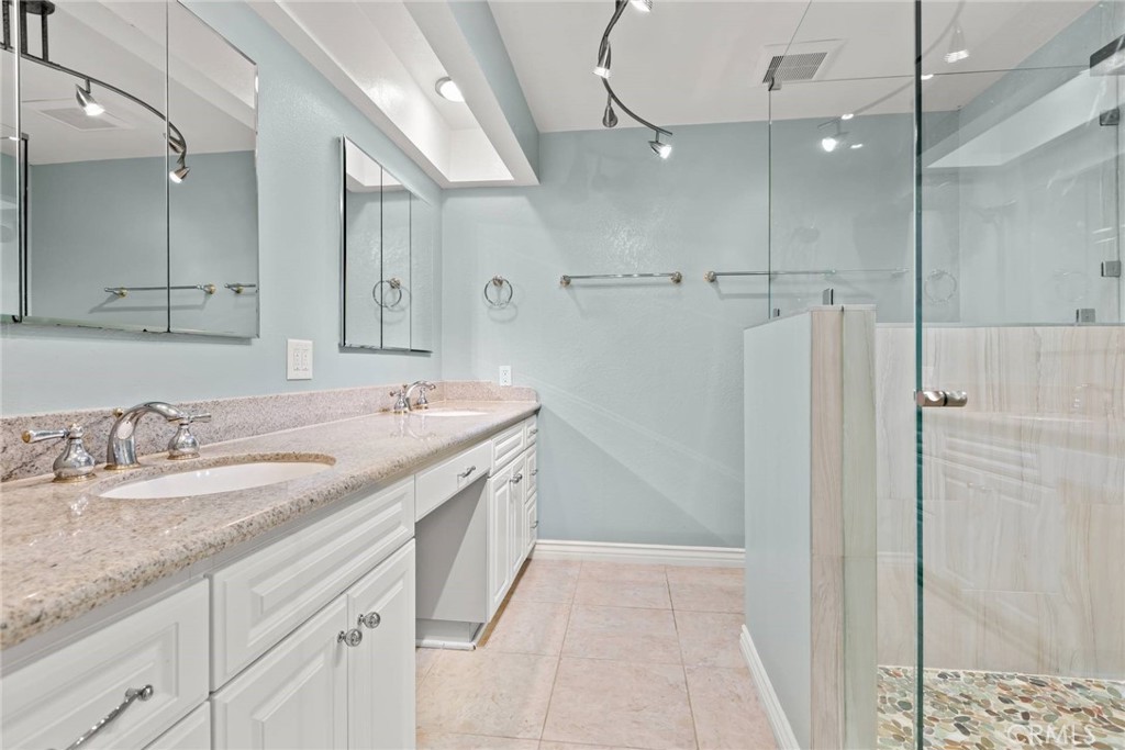 Broadmoor (HBRD) - Residential Lease