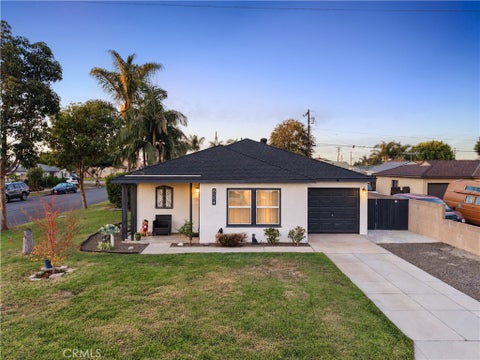 Photo of 8554 Comolette Street, Downey, CA 90242 (MLS # DW26231626)