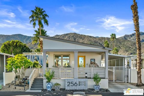 Photo of 256 Lei Drive, Palm Springs, CA 92264 (MLS # 26644859PS)