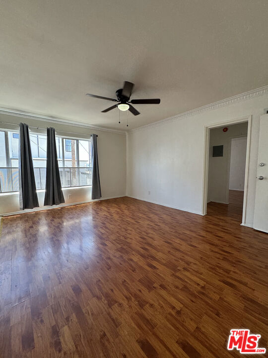This 1-bedroom, 1-bathroom unit comes with one gated parking space and offers community laundry. Unit will be available starting September 1st. Please note that the photos shown are from a recently leased unit in the same building; finishes and layout may vary. The unit is currently tenant-occupied, but showings can be arranged by appointment.