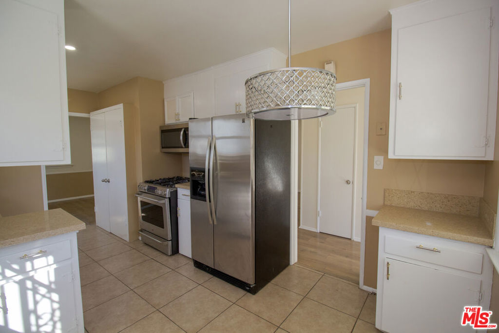 7465 N Forbes Avenue