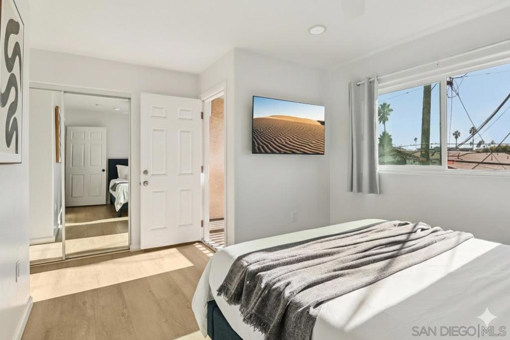 Ocean Beach - Residential Income