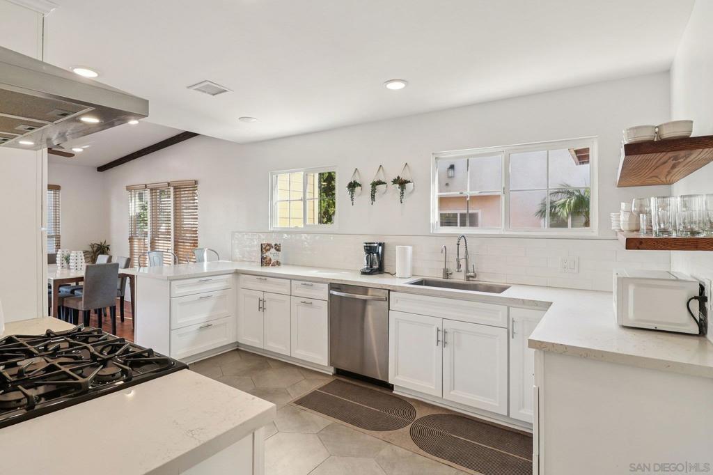 Ocean Beach - Residential Income