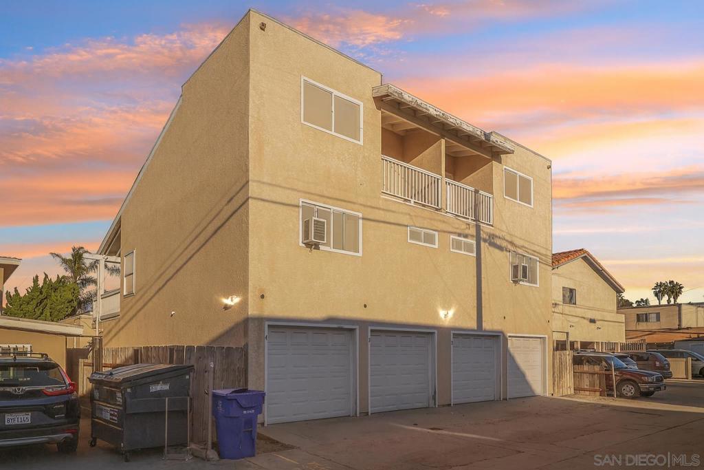 Ocean Beach - Residential Income