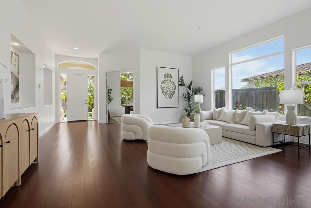 273 Pacific View