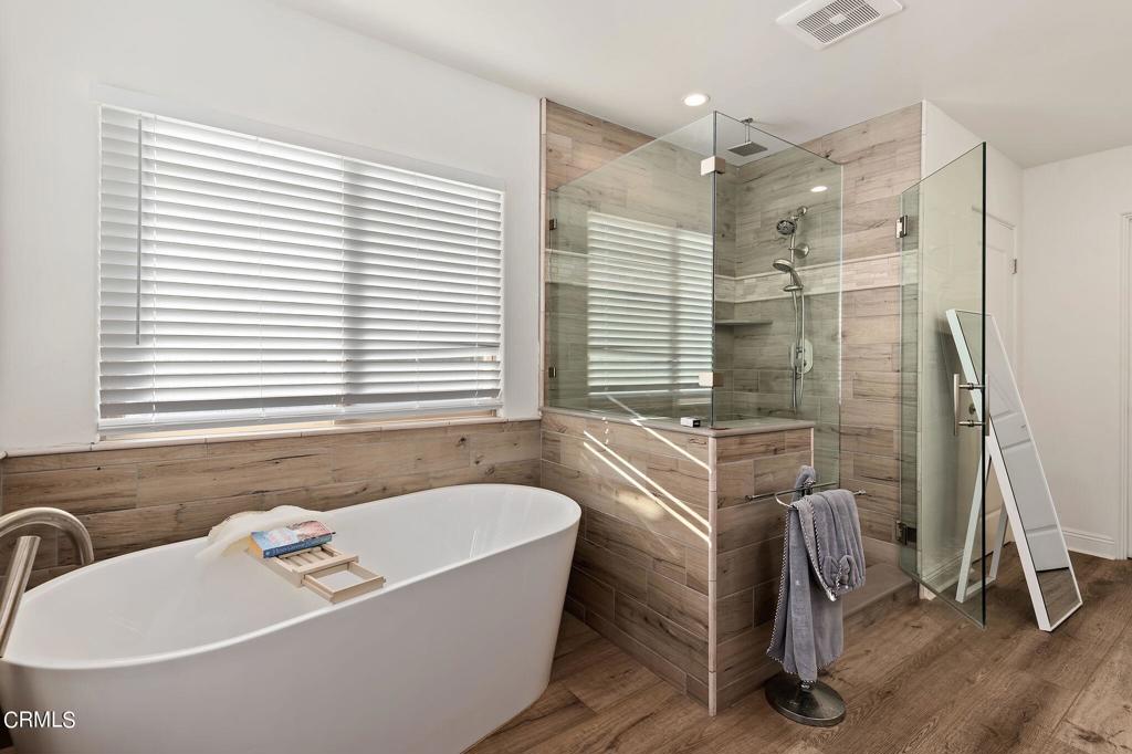 Oxnard Shores: Mandalay Shores 1 - 4651 - Residential