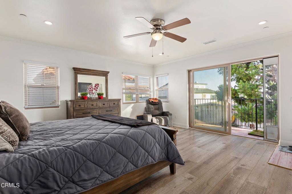 Oxnard Shores: Mandalay Shores 1 - 4651 - Residential