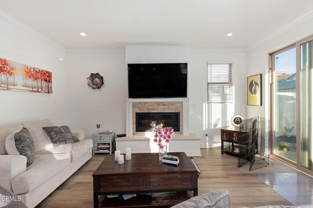 Oxnard Shores: Mandalay Shores 1 - 4651 - Residential