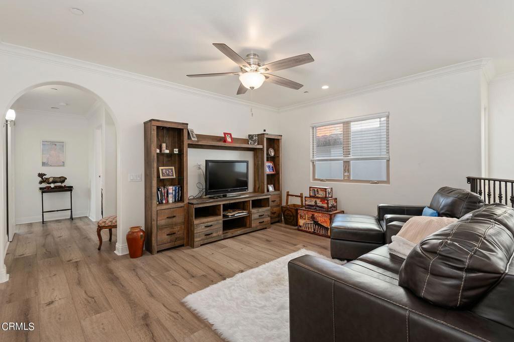 Oxnard Shores: Mandalay Shores 1 - 4651 - Residential
