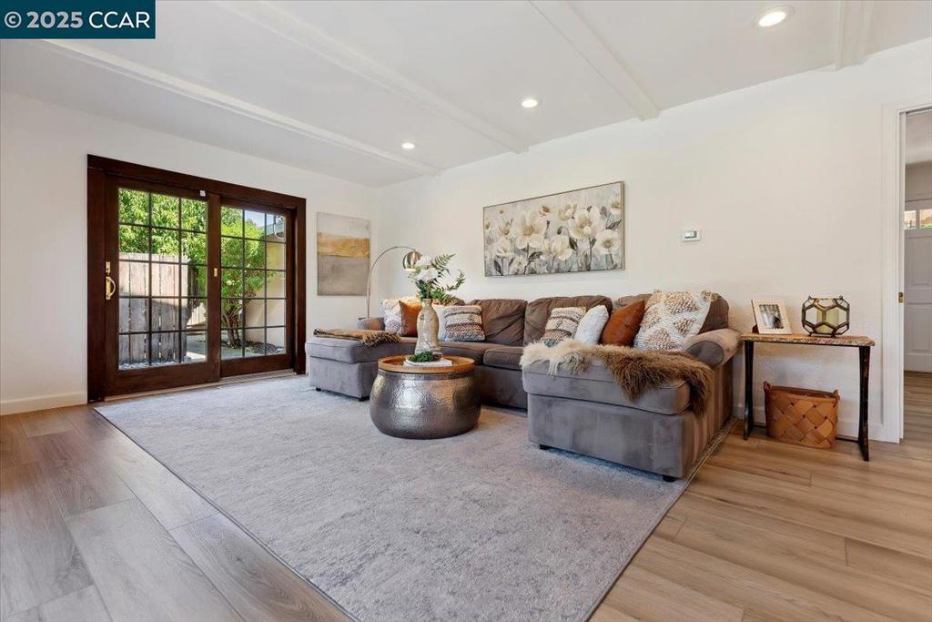 ROSE GLEN - Residential
