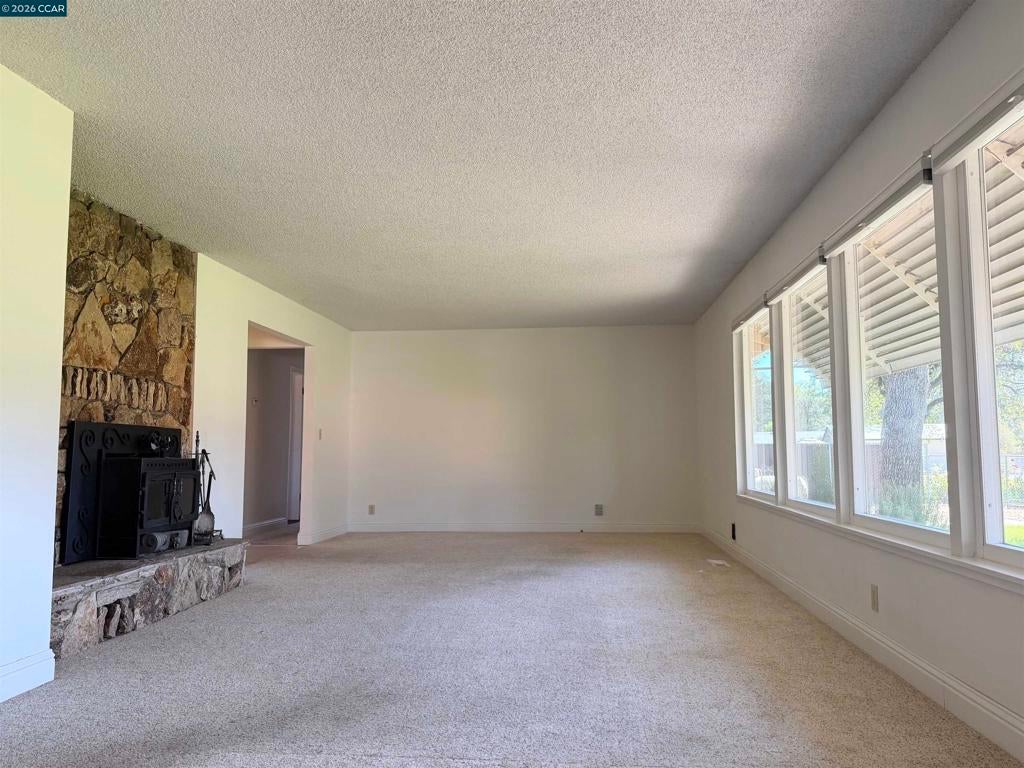12232 Dry Creek Rd