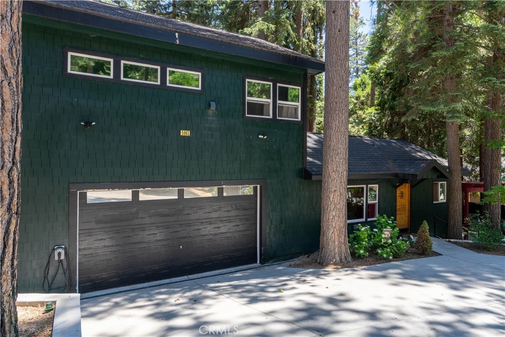 5961 Lake Drive