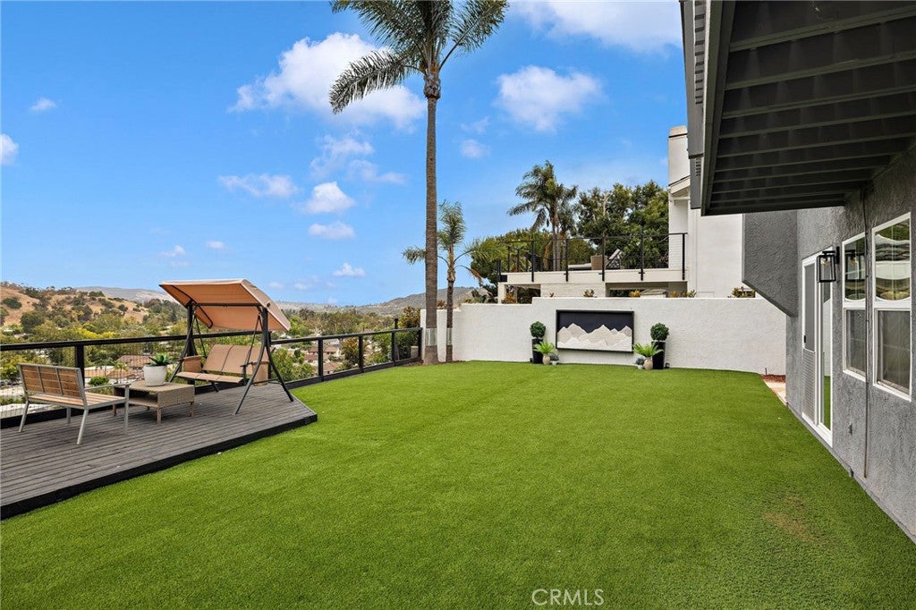 29252 Country Hills