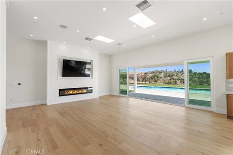 Tiny photo for 3118 Old Coach Dr, Camarillo, CA 93010 (MLS # TR25273836)