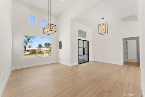 Tiny photo for 3118 Old Coach Dr, Camarillo, CA 93010 (MLS # TR25273836)