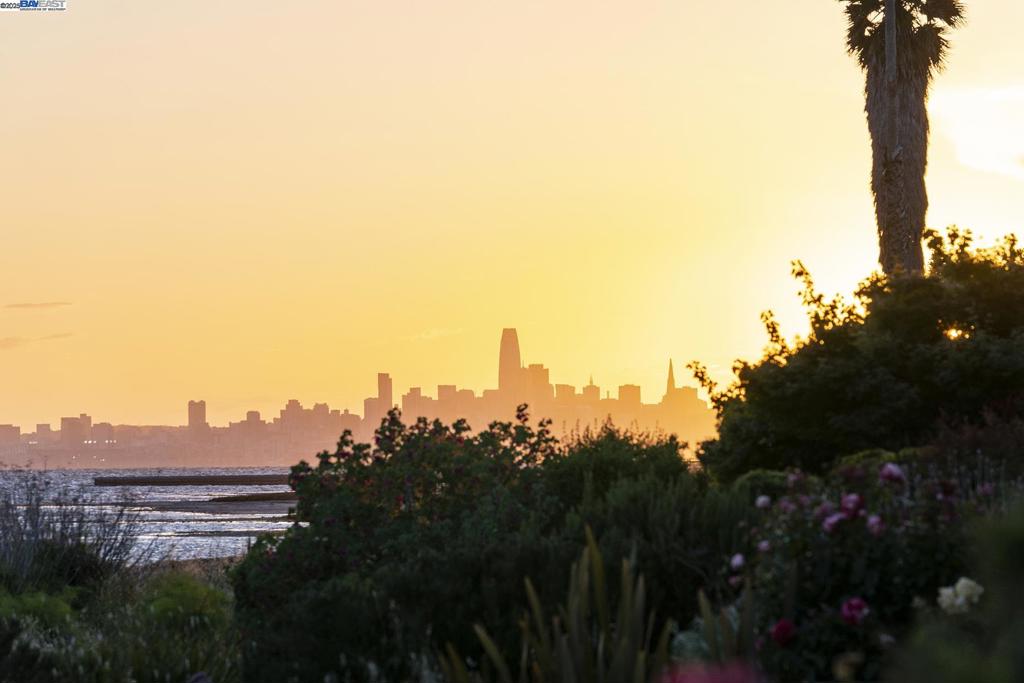 ALAMEDA - Residential
