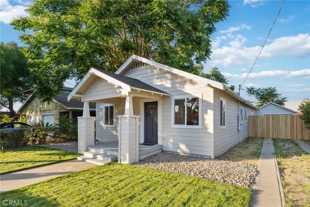 Step into the charm of the past with the comfort of today in this completely reimagined 1920 bungalow, offering approximately 1,500 sq ft of brand-new living space. From the moment you arrive, the fresh landscaping, new exterior siding, and inviting front porch set the tone for what’s to come. As you walk through the front door, you’re welcomed into a bright, open-concept living and dining area, featuring new laminate wood flooring, recessed lighting, and plenty of natural light. The heart of the home; fully updated kitchen boasts quartz countertops, stainless steel appliances, and a clean, modern design. Just off the kitchen are two spacious bedrooms with generous closets, offering flexibility for guests, a home office, or growing needs. The primary suite is tucked privately toward the back of the home and offers ample space to unwind, including a cozy sitting area, large closet, and beautifully finished en-suite bathroom. Every inch of this home has been rebuilt—from the new roof, mini split HVAC system, dual-pane windows, and insulation. The front yard features a new sprinkler system, and out back, room to create your dream space. All of this and you’re just minutes from Oakdale’s vibrant downtown shops, dining, and charm. —it’s truly turn-key and move in ready.