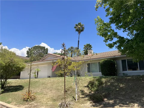MLS: SR26190600