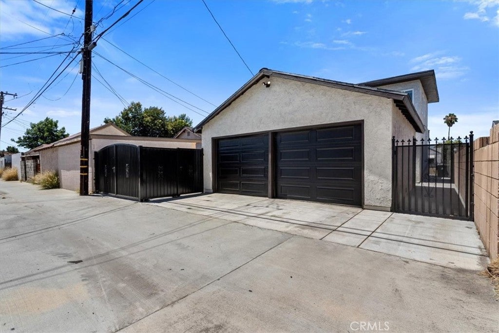 2920 W Shorb