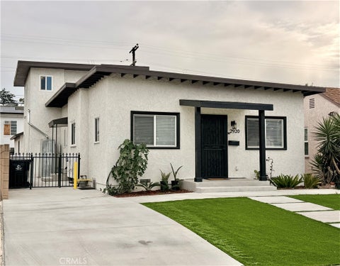 Photo of 2920 W Shorb ST, Alhambra, CA 91803 (MLS # SW26223696)