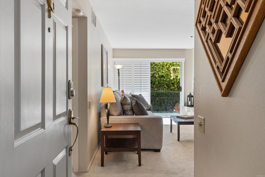 1664 Circa Del Lago E105