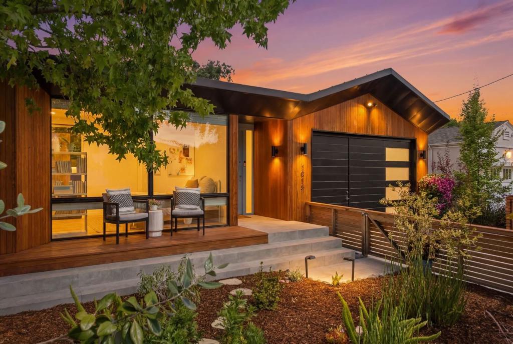 1918 White Oak Way, San Carlos CA 94070