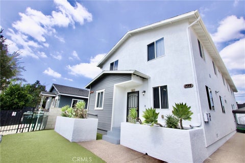 Photo of 723 E 76th St ST, Los Angeles, CA 90001 (MLS # DW26205139)