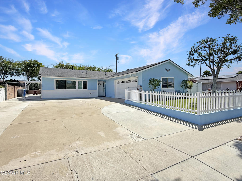 276 Hermes Street
