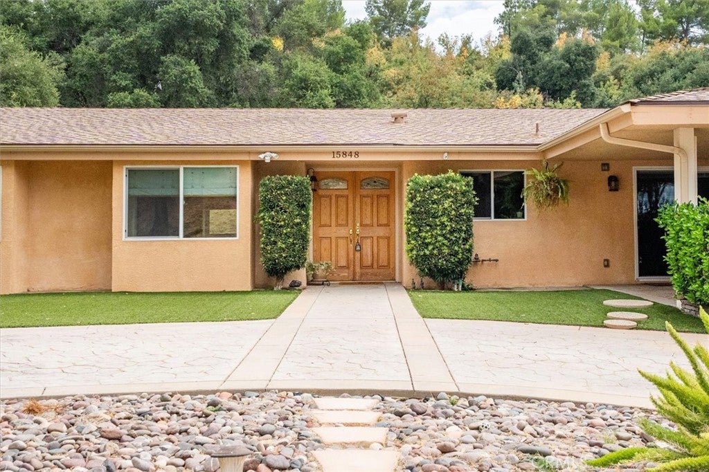15848 Silver Star Lane