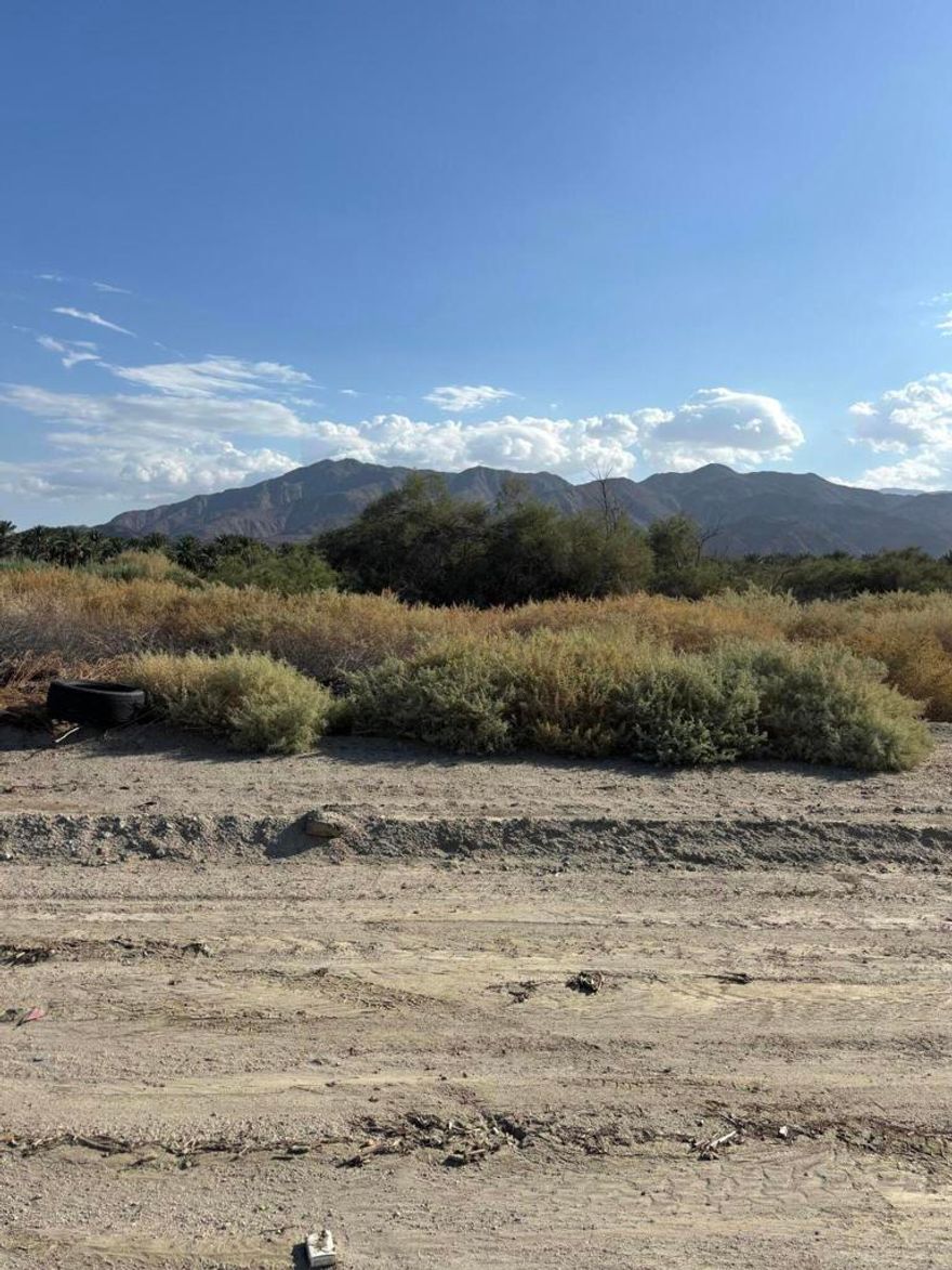 Endless possibilities with this 9.79 acre parcel!!!!Have you been dreaming to have a ranchito close to the city? This might be your opportunity!!! Don't wait call for a private!!!