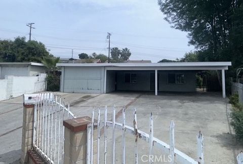Photo of 17821 Redbud Pl Pl, La Puente, CA 91744 (MLS # CV26076317)