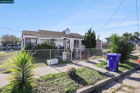 Photo of 1530 Maine Ave Ave, Richmond, CA 94804 (MLS # 41119723)