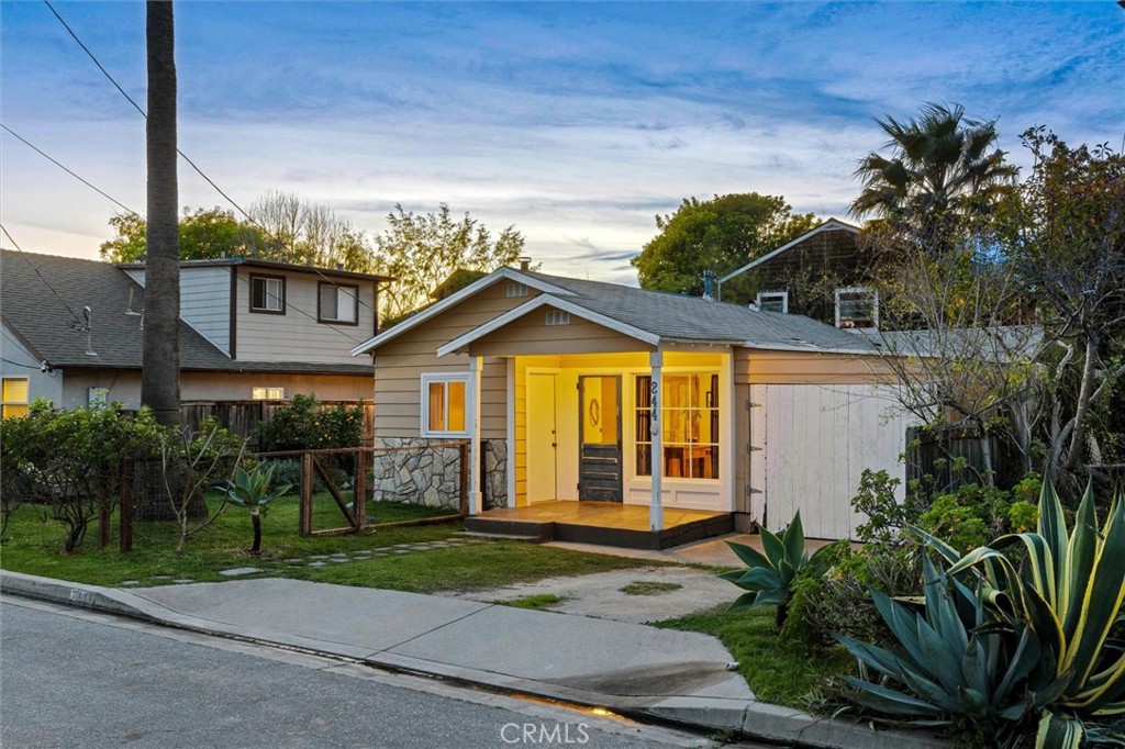 244 Windward Avenue