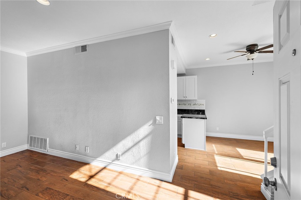 Mission Courts (R2) (MC) - Residential Lease