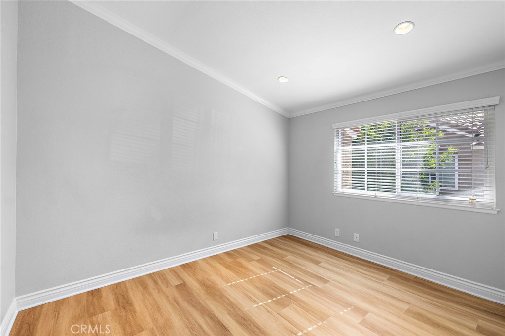 Mission Courts (R2) (MC) - Residential Lease