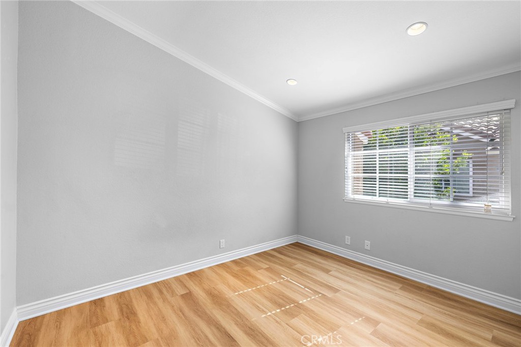 Mission Courts (R2) (MC) - Residential Lease