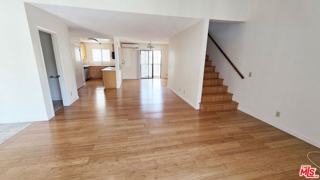 Photo of 4746 Oakwood Avenue #1, Los Angeles, CA 90004 (MLS # 25578523)