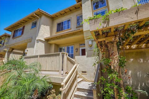 Photo of 315 W Summerfield Circle, Anaheim, CA 92802 (MLS # DW26165243)