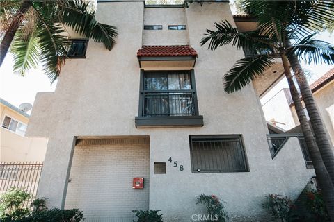 Photo of 458 Riverdale Dr, Glendale, CA 91204 (MLS # WS25278305)