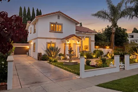 7965 4th Pl, Downey, CA 90241 - MLS#: PTP2603056