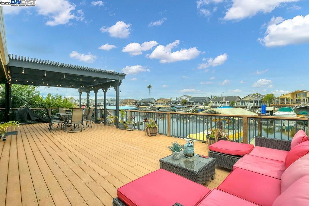 DELTA WATERFRONT ACCESS - Residential