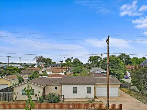 MLS: OC26105819