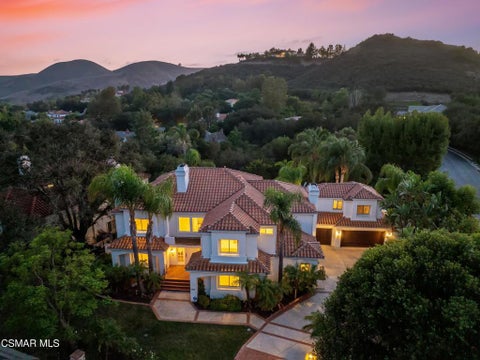 Photo of 1565 Falling Star Avenue, Westlake Village, CA 91362 (MLS # 226004425)