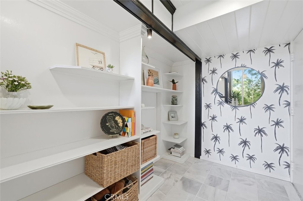 5658 Ravenspur Drive 208