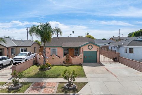Photo of 518 W 213th St, Carson, CA 90745 (MLS # PV26055616)
