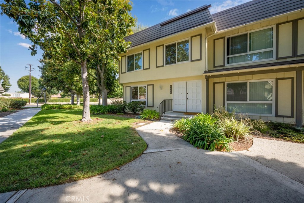 4068 Avenida Sevilla